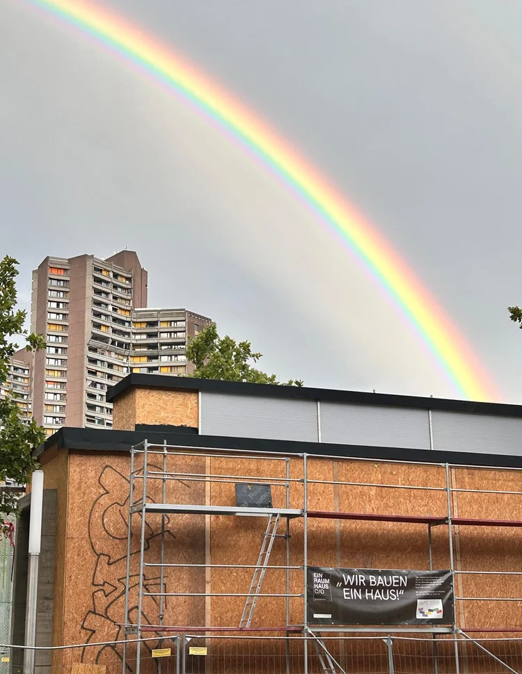 EinRaumHaus - LICHTMEILE 2025